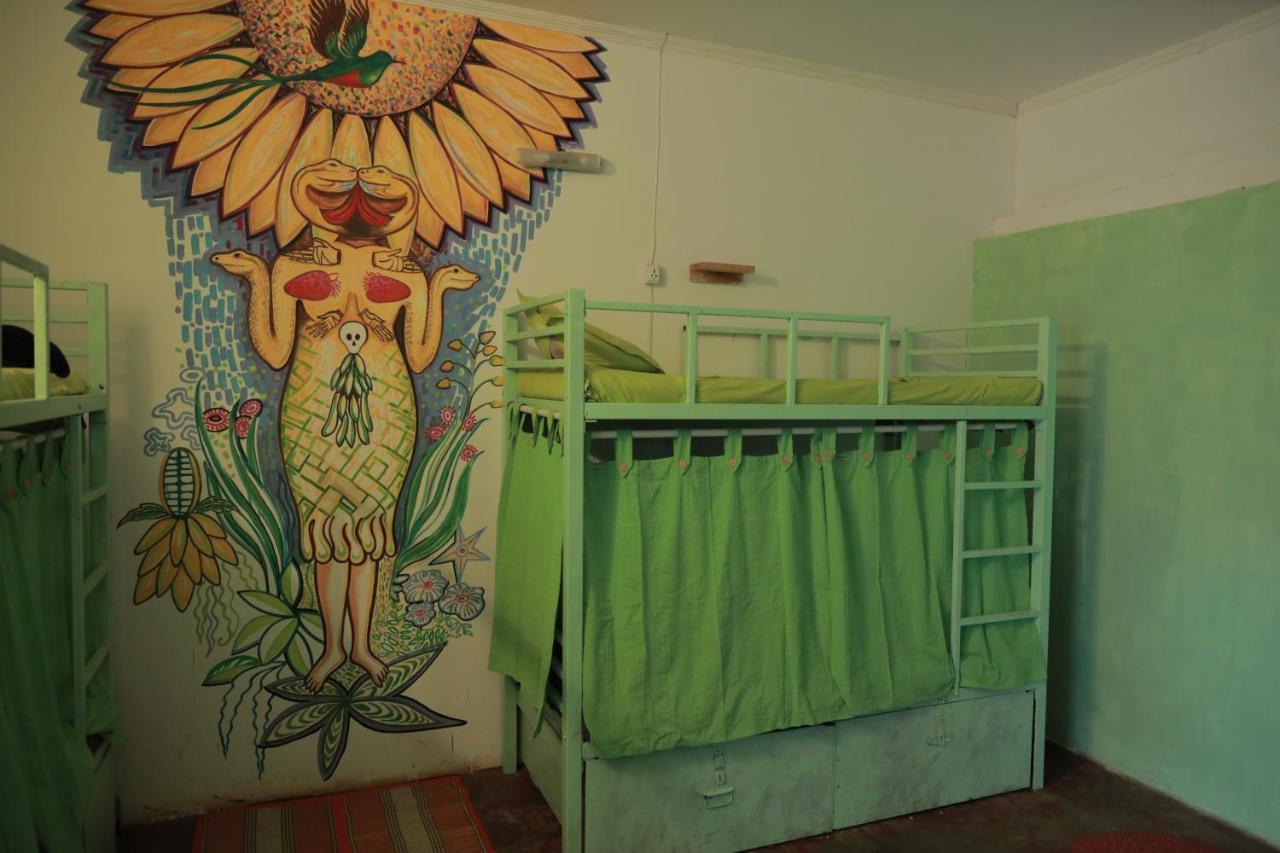 Gaia Hostels Анжуна Екстер'єр фото