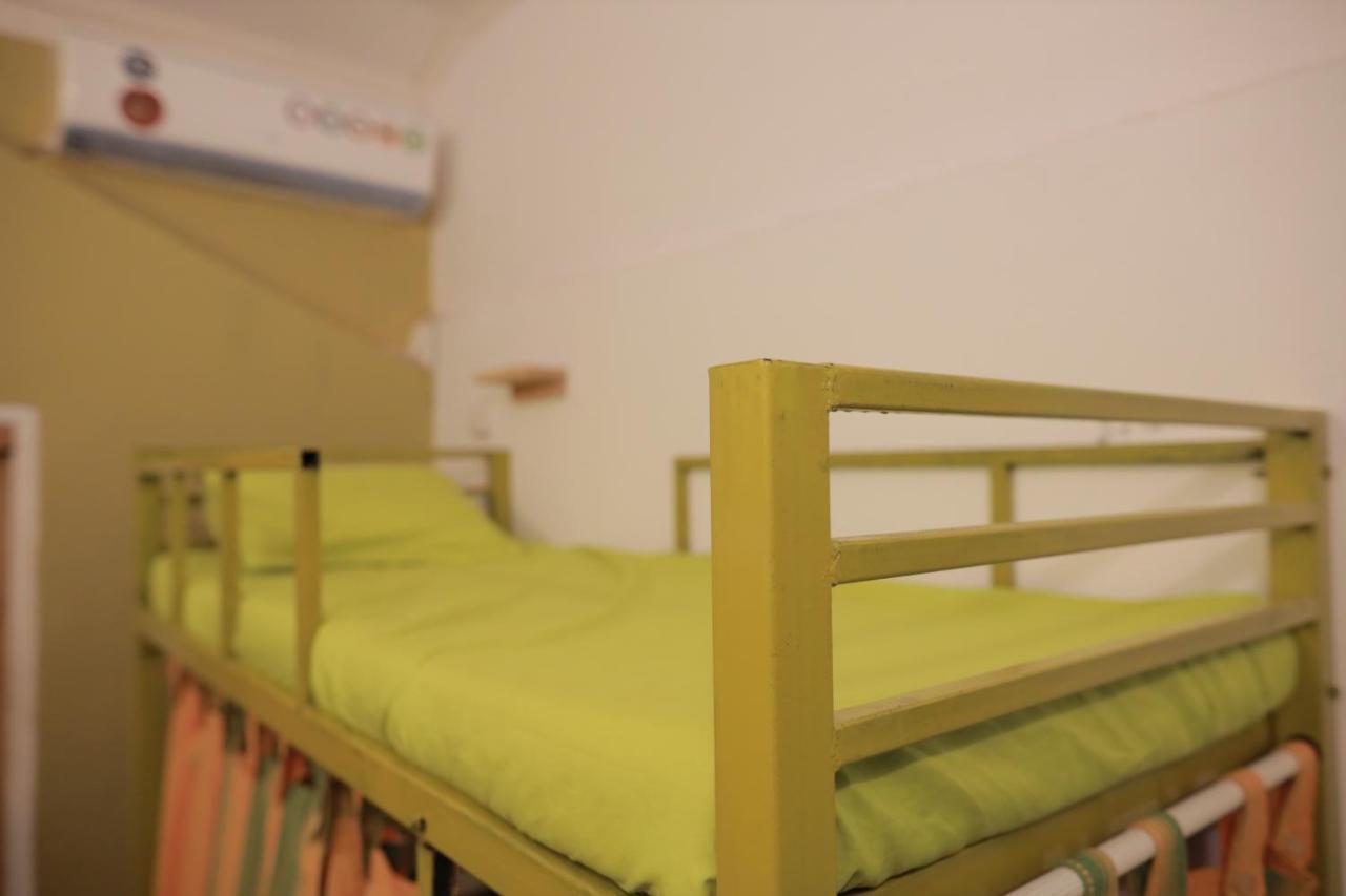 Gaia Hostels Анжуна Екстер'єр фото