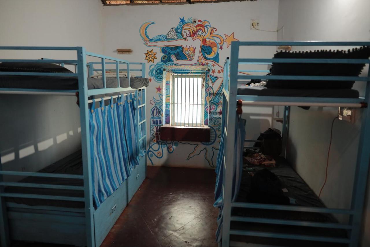 Gaia Hostels Анжуна Екстер'єр фото