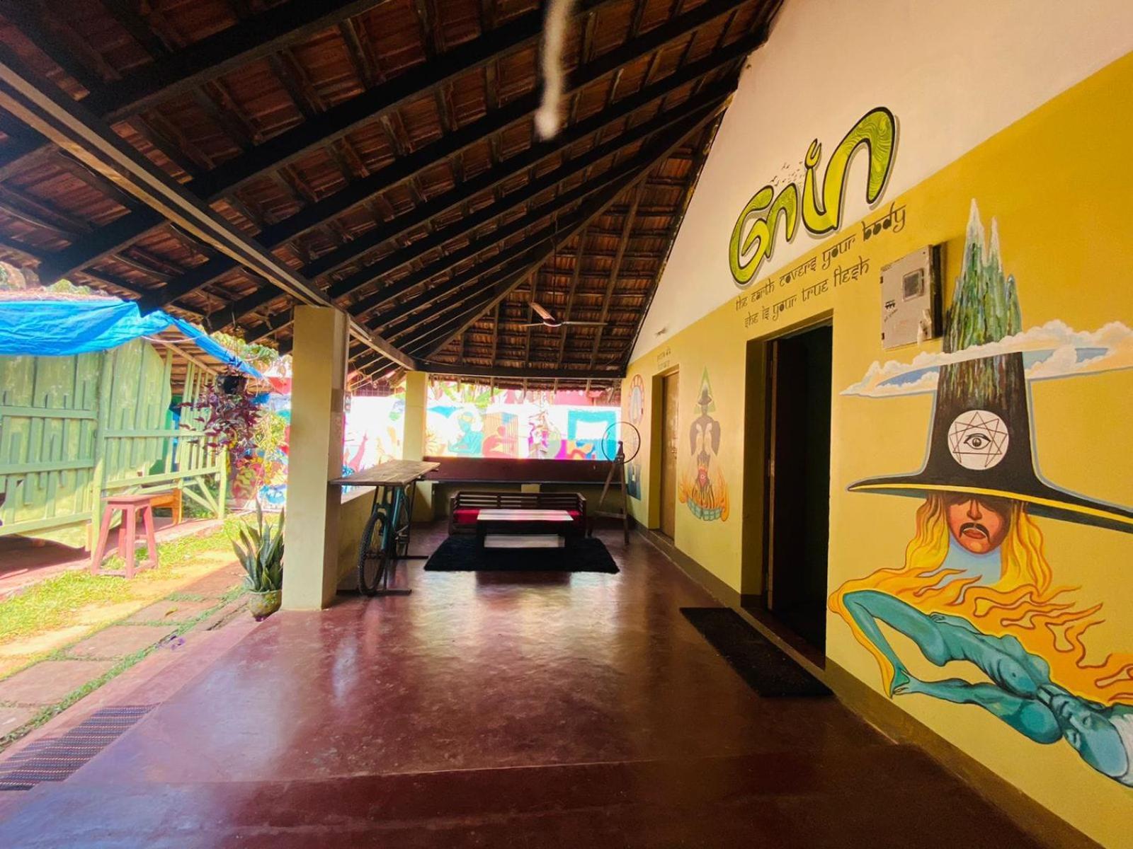 Gaia Hostels Анжуна Екстер'єр фото