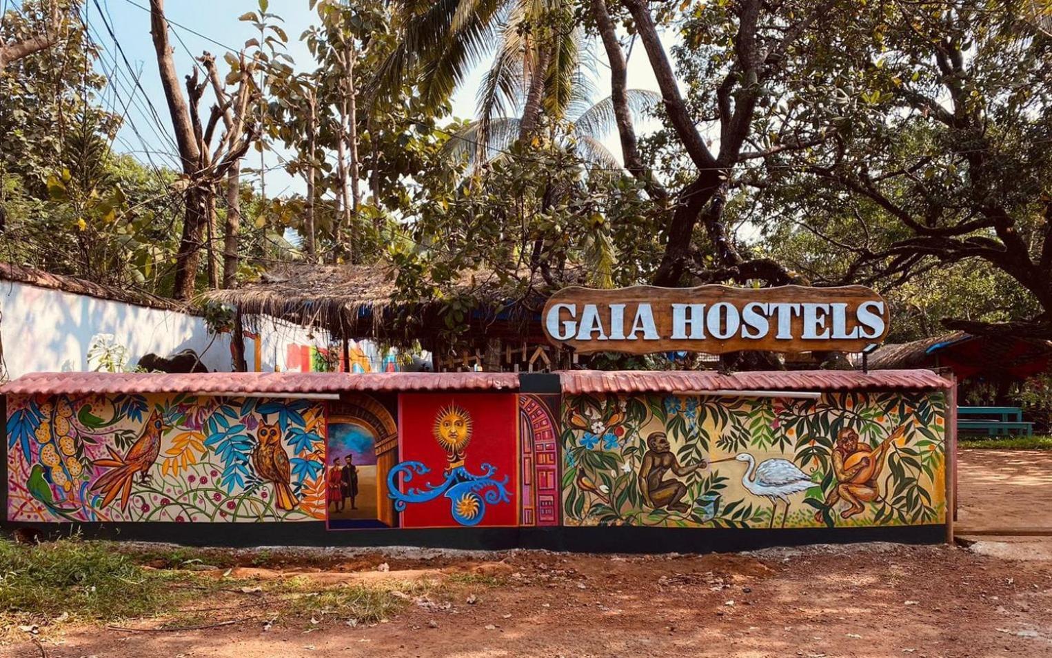 Gaia Hostels Анжуна Екстер'єр фото
